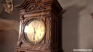 Horror porn 15 against the clock
