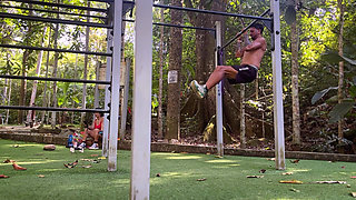 Full-body Training with a Predominance of Pulldowns
