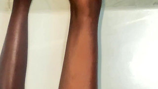 Hot Slim Thick African Ebony Oiled Perky Tits Sexy Dance