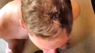 Muscle Daddy Gives Twink a Facial