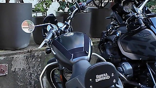 Exhibitionist Japanese Girl Flashes and Masturbates in Public