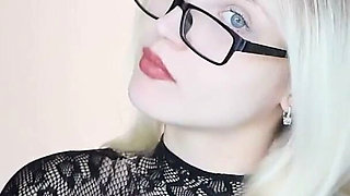 Ashtraygirl