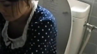 Stuck up Older Women - Toilet Masturbation Collection of 25 - Ep05
