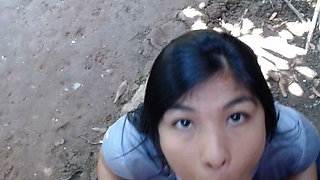 I Give Her a Blowjob in the Park and She Cums in My Face