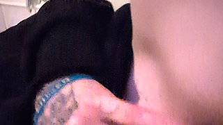 Playing with my pussy