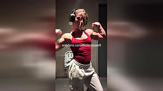 TikTok Accident: Muscular 18yo Flashes Wet Pussy Live!