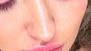 2 Hot Sluts - so Awesome