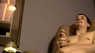 Amateur cock stroker fills matures gay mouth with warm cum