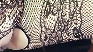 Curvy Wife Dominatrix Is Peeing in Slave's Mouth