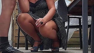 The Beautiful Model First Posed, Then Swallowed the Semen and Urinated
