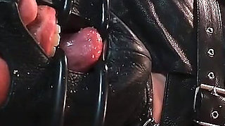 How to Start an Flr Femdom Relationship