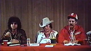 Amateur blowjob in public toilet