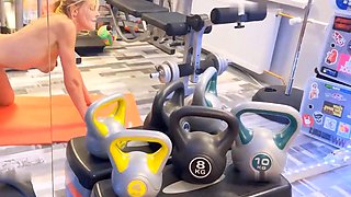 Miley-Weasel - Einfach beim Sport abgefickt - Megaviel