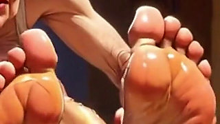 Old Granny Foot Worship - Man Licking Oiled Wrinkled Soles