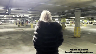 Lola Parking2