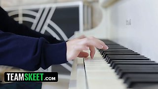 Teamskeet - gorgeous blond beauty with cool figure turns piano lesson into hardcore hardcore session