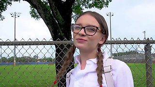 Jessae Rosae is ready to be ravaged by a HARD DICK