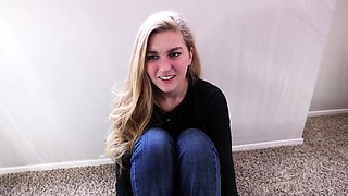 Latina teen Renae Cruz hot solo dildo masturbation