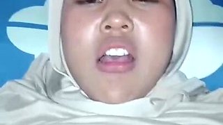 Hijab Ngewe