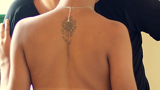 30 Years Old: First Massage and She Got Incredibly Turned on, Very Wet