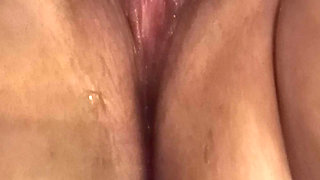 Mature amateur MILF in silent resonance. , warmth and memories on my skin