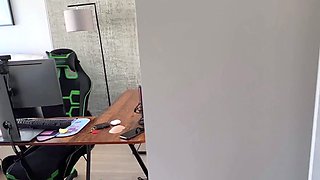 Big cock solo jerking on webcam