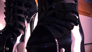 Hey slave Worship high heels and nylon feet