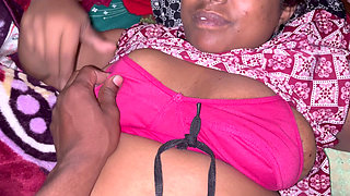 Desi Aunty Pehli Bar Apne Jawan Bhatije Se Chudai Karwai