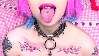 Blonde tight pussy babe solo toy fun in glamour masturbation