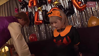 Halloween Pickup the Ultimate H Cup Beauty You Won't Be Able to Refuse - 3