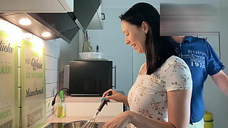 Squirted in Me During Spontaneous Kitchen!