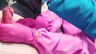 Finger sounding mummified patient