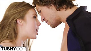 Well-proportioned Jean and Lena's pornstar video