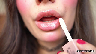 Clear Shiny Lipgloss Kiss Compilation