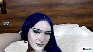 Tempting Malvina's skinny video