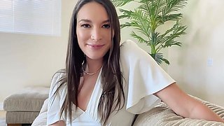 Hot brunette is going to get fucked in reverse cowgirl