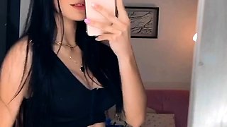 Brunette Couch Webcam Solo Fun Masturbating