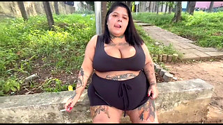 Deusa BBW Smoking Her Cigarette in Public
