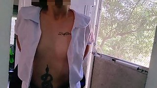 19 YEAR OLD SCHOOLGIRL RIDES A TRIKE DRIVER FUCK IN PUBLIC