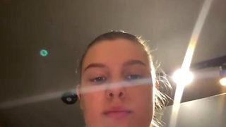 Incredible squirting in the gym