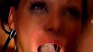 Teens in Bukkake Gangbang Sharing Cum Ggg John Thompson