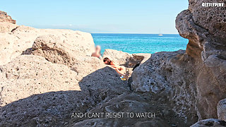 HANDJOB BEACH: I find a hot topless lady that wants my cock