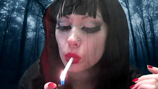 Vampire Mistress will byte you and transform you to her slave