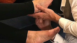 Worship for the Soul, Bare Feet, Foot Worship, Sole & Toe Worship, Kissing, Licking, Massage and Female Domination