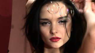 Cute amateur webcam teen girl toying pussy on webcam