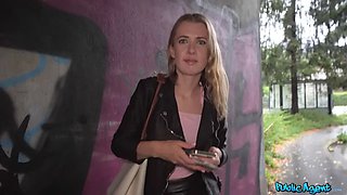 Public agent full vignette - nice & unassured schoolgirls first public porn in the rain