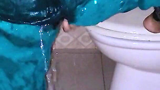 It's so Much Fun to Take a Bath Alone in the Bathroom