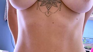 Amateur blonde teen emily austin fucked in pov