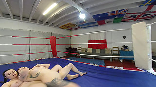 Eva Ray Vs Ivy Rain - Sexfight