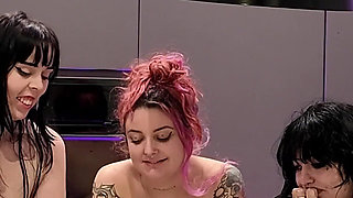 4K Chubby Girls Pizza Food Fetish Eating in Topless G String